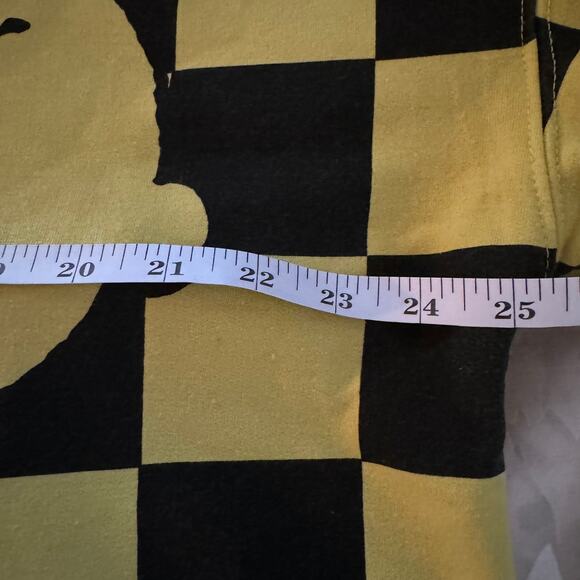 Checkered Pullover Black and Yellow Checkered Snoopy Sweatshirt Large - Picture 8 of 9